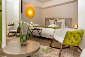 Chambre Junior Suite avec lit double et coin salon