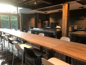 cuisine du gîte de groupe équipée pour réaliser des grands repas