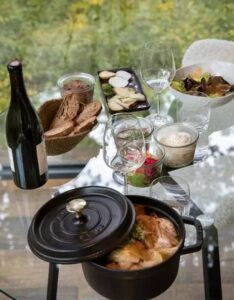 dîner livré pour 2 dans un lodge au Loire Valley Lodge