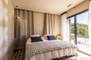 chambre double donnant sur terrasse