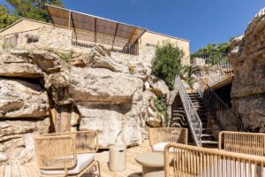 terrasse ensoleillée à la Villa Laumaga