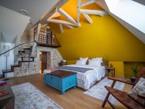 suite familiale avec 2 chambres séparées pouvant accueillir 4 personnes