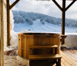 Bain nordique dans le jardin de la Villa Serra Nova dans le Jura en Franche-Comté