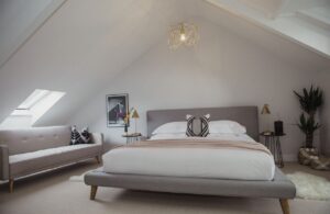 Chambre deluxe famille avec un canapé lit pouvant accueillir 3 personnes