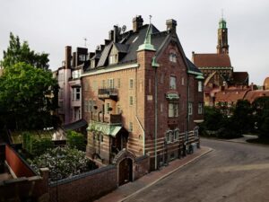 vue extérieure de l'hôtel dans un quartier calme et résidentiel de Stockholm
