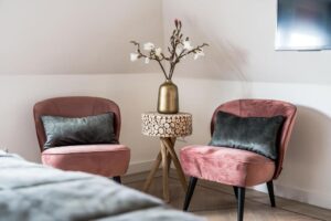 joli coin salon dans une chambre d'hôtes proche des champs de tulipe en Hollande