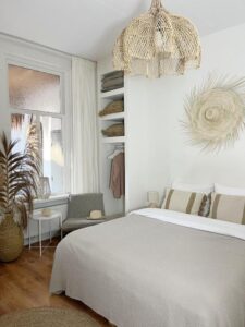 jolie chambre à la décoration bord de mer à louer aux Pays-Bas