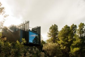 Hotel avec chambre sur pilotis en pleine nature