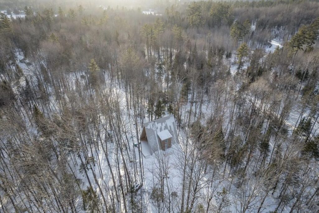 chalet au milieu de la forêt, au calme et idéal pour se ressourcer