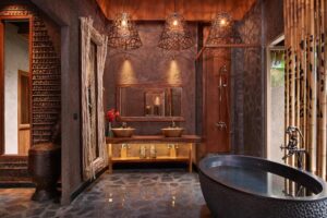 salle de bain luxueuse pour se détendre dans un bain en Thaïlande