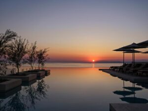 couché de soleil sur la mer sur l'île Ioniennes de Zakynthos en Grèce