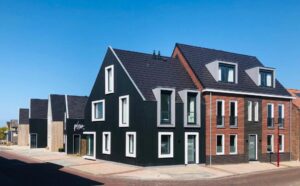 vue extérieur de la rue menant au Plein 40 Lodges