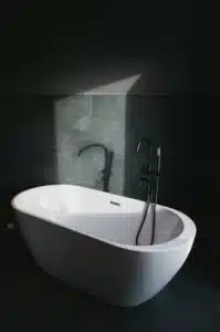 baignoire ilot ouverte sur la chambre
