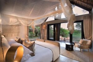 lodge cosy lors d'un safari dans une réserve privée en Afrique du Sud
