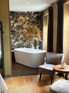 chambre d'hôtes avec baignoire ilot proche Leyden et Rotterdam