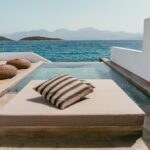 piscine privée avec vue mer dans une villa 3 chambres dans un hôtel 5* en Crète
