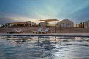 dormir dans le désert marocain à l'hôtel Oxygen Lodge Agafay