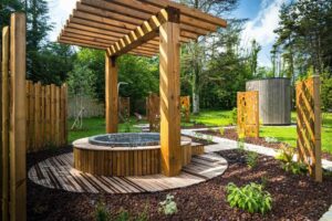 jacuzzi dans le jardin