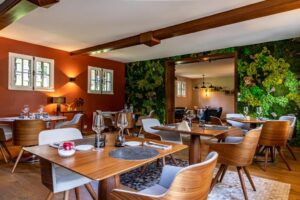 salle de restaurant de la table d'hôtes