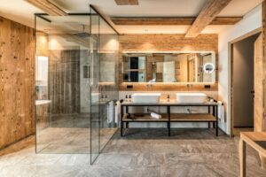 salle de bain avec double vasque