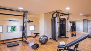 salle de fitness réservée au client de l'hôtel, idéale après une journée de travail dans Bruxelles