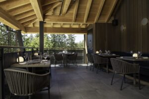 terrasse du restaurant de l'hôtel