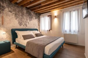 chambre faisant partie de la suite à louer à la Finestra Sulle Beccarie