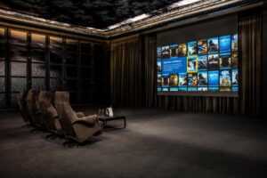 salle de cinéma directement dans l'hôtel