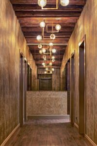 couloir de la chambre d'hôtes aux prestations d'un boutique hôtel