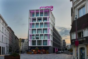façade de l'hôtel Moxy