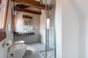 Salle de douche de la Finestra Sulle Beccarie