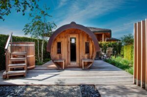 sauna extérieur avec également un bain nordique pour se détendre