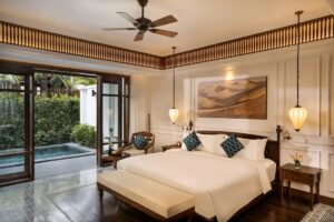chambre avec piscine privée