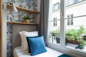 chambre avec 2 lits jumeaux
