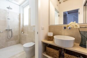 salle de douche de la 2ème chambre