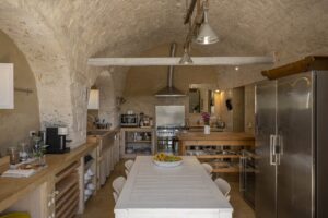 grande cuisine dans la villa en location à louer dans les Pouilles
