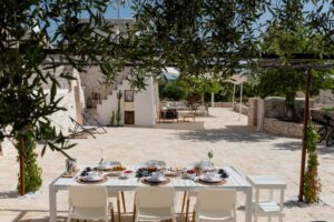 terrasse avec un des espaces repas