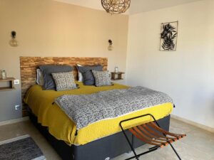 chambre double de la maison d'hôtes A Camerina dans le sud de la Corse