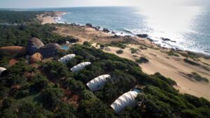 A l'hôtel Wild Coast Tented Lodge, chaque chambre est une tente éparpillée dans la nature pour une totale intimité