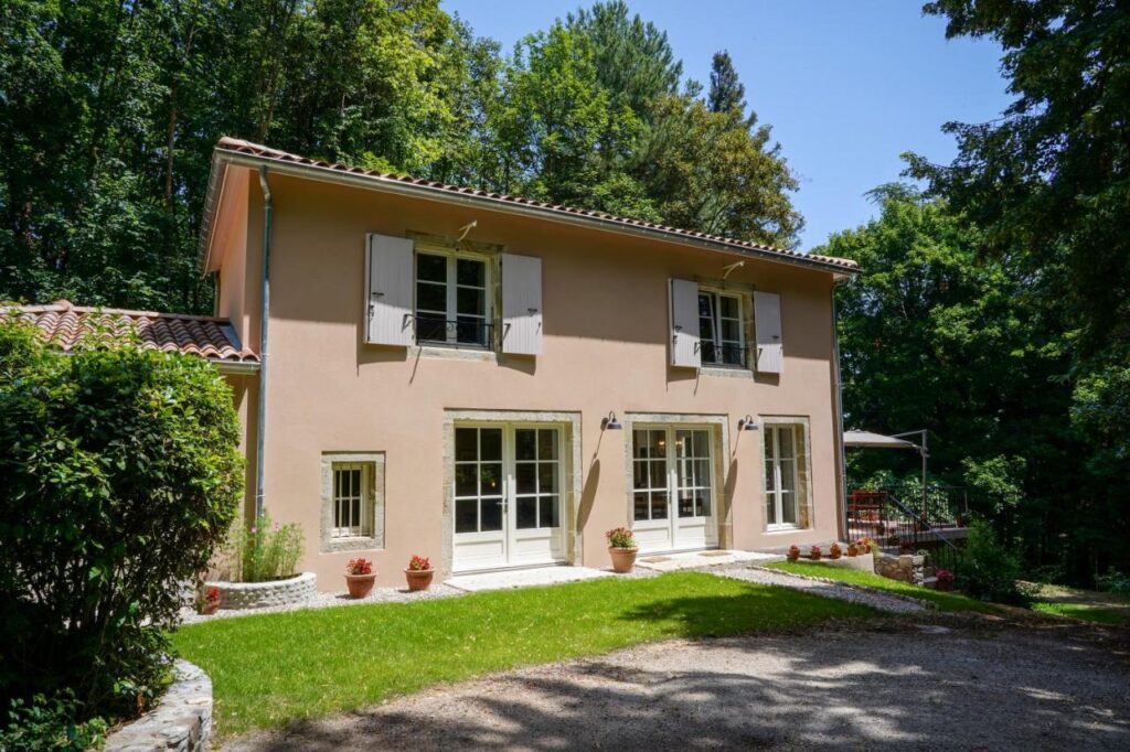 façade de la maison, gîte à Aubenas en Ardèche