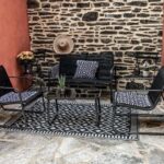 petit patio agréable avec l'appartement 2 chambres de la Maison du Port