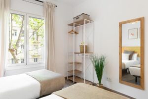 rangement dans un appartement 2 chambres à louer dans le quartier de l'eixample , à côté de la Sagrada Familia, à Barcelone
