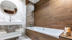 salle de bain d'une chambre de l'hôtel