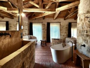 salle de bain dans une chambre de l'hôtel Amalen Suites