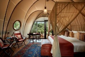 intérieure luxueux, cosy et chic de chaque tente lodge