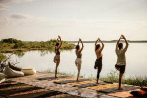 cours de yoga à l'hôtel Our Habitas Bacalar au Mexique