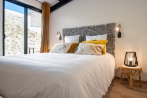 chambre double dans un airbnb pour 6 personnes à carcassonne