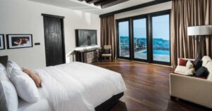 chambre d'une villa avec piscine privée à l'hôtel Alila Jabal Akhdar à Oman