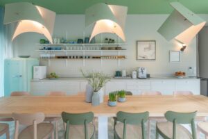espace salle à manger pour les petit déjeuner du boutique hotel Bagatelle Gardenhouse à Budapest
