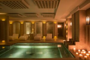 spa de l'hôtel proposant des bains romains, massages et soins